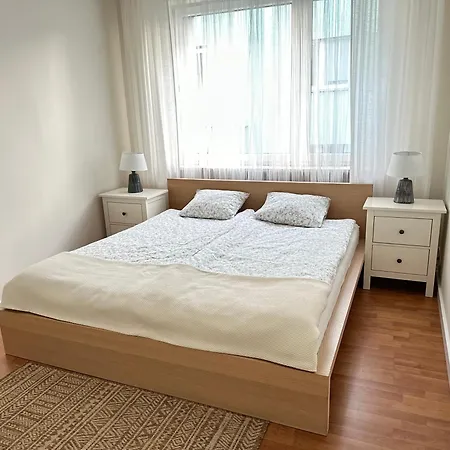 W Kamienicy アパート グディニャ