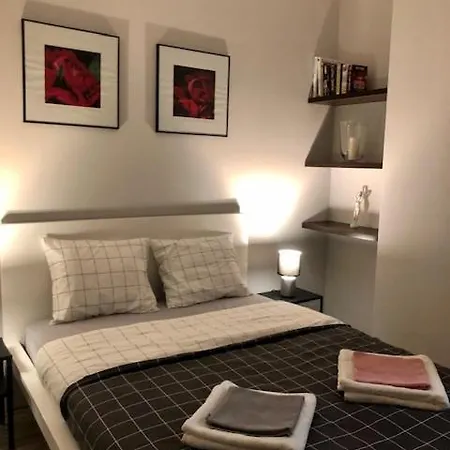Apartment W Kamienicy *